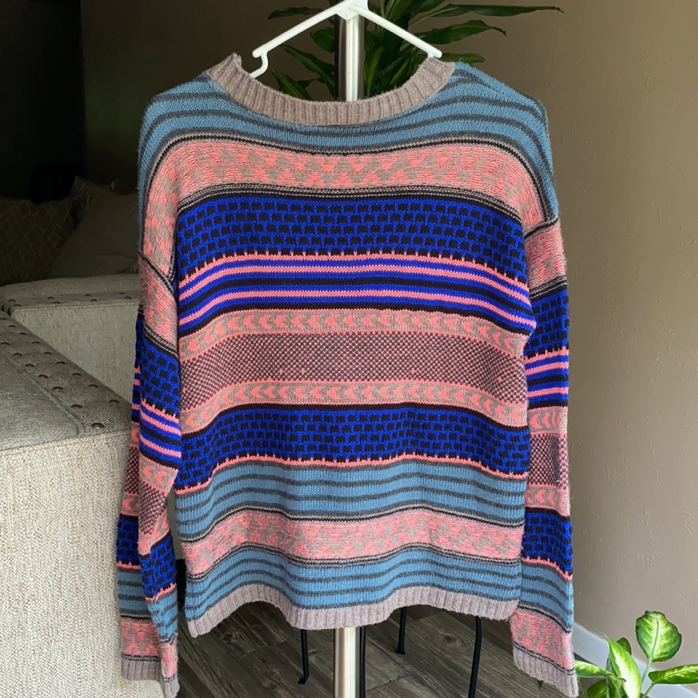 Sweater - Picture 2 of 2
